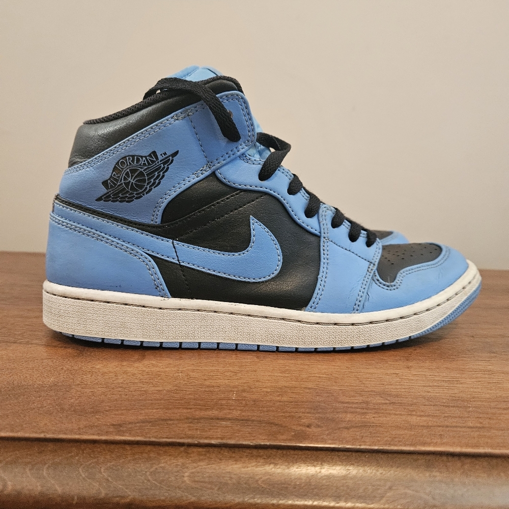 Jordan Kids' Sky Blue and Black Sneakers